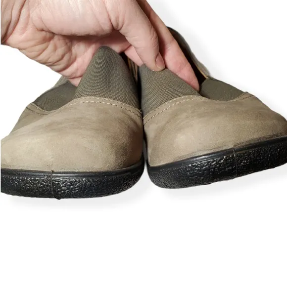 Hotter Solace Suede Leather Flat Shoes w/ Elastic