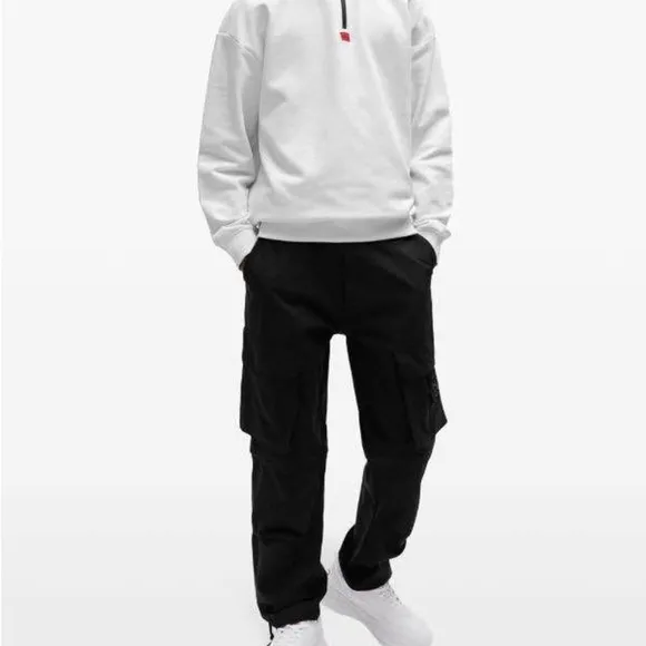 HUGO • Leon Runner logo-print sneakers