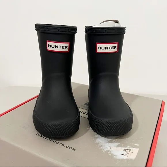 Hunter Kids Black Waterproof Rain Boots Boys Size 5/Girls Size 6