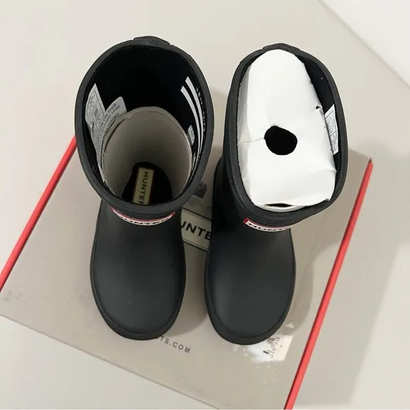 Hunter Kids Black Waterproof Rain Boots Boys Size 5/Girls Size 6