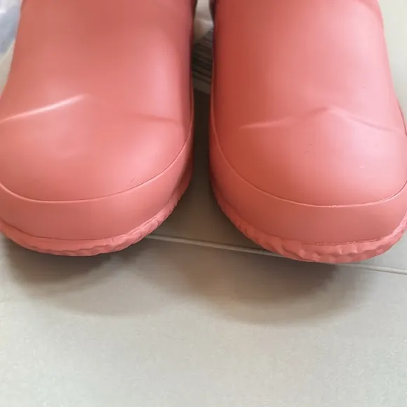 Hunter Kids Original Sherpa Boots  Textile Lining, Textured Outsole,pink size 5