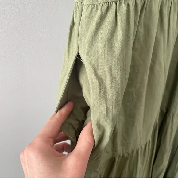 Hyacinth House Tuckernuck Tiered Penny Puff Sleeve Midi Dress in Green XL