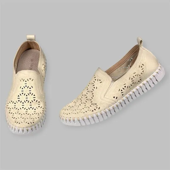 ILSE JACOBSEN Shoes Women’s EU 39 Tulip Slip-On Flat Laser Cut Comfort Sneaker