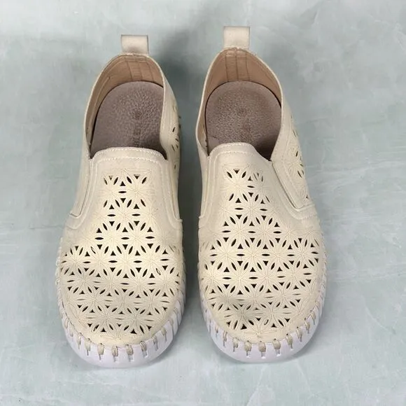 ILSE JACOBSEN Shoes Women’s EU 39 Tulip Slip-On Flat Laser Cut Comfort Sneaker