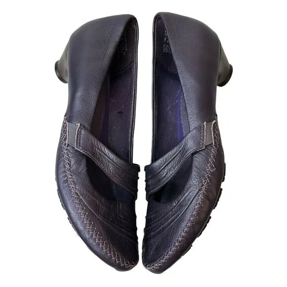 INDIGO by Clarks Leather Women's Hypnotic Dark Purple Kitten Heels Size 7.5