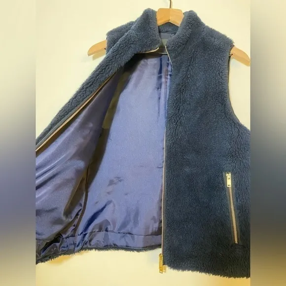 J. Crew Size Small Navy Blue Faux Fur Plush Fleece Excursion Vest Full Zip