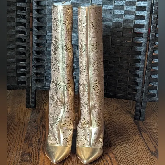 Jessica Simpson Gold Stiletto Heels Boots Intricate Design Laser Cut 5 NEW w/box