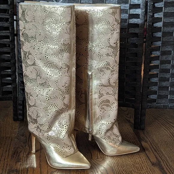 Jessica Simpson Gold Stiletto Heels Boots Intricate Design Laser Cut 5 NEW w/box
