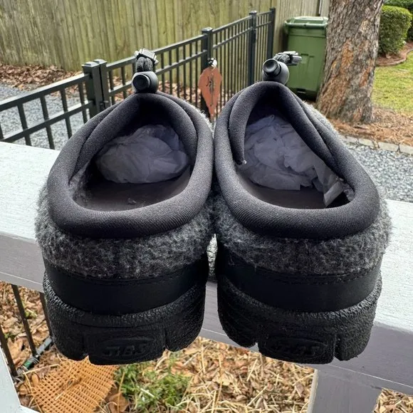 Jibs Gray Fleece Slip-On Shoes Adjustable Toggle Durable Rubber Outsole 6.5 Mens