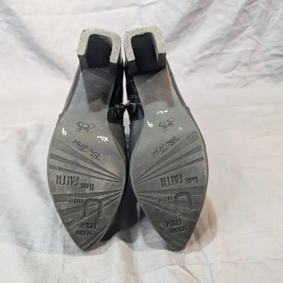 John Fluevog Unite Moon Black Leather Ankle Booties U Shaped Heel Womens Size 9