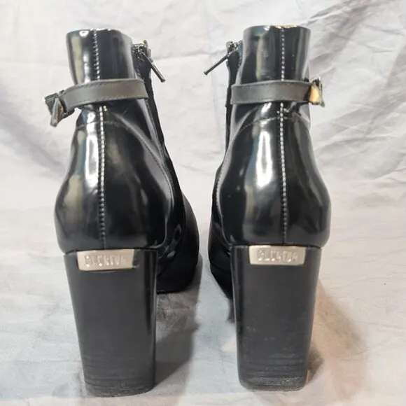 John Fluevog Unite Moon Black Leather Ankle Booties U Shaped Heel Womens Size 9