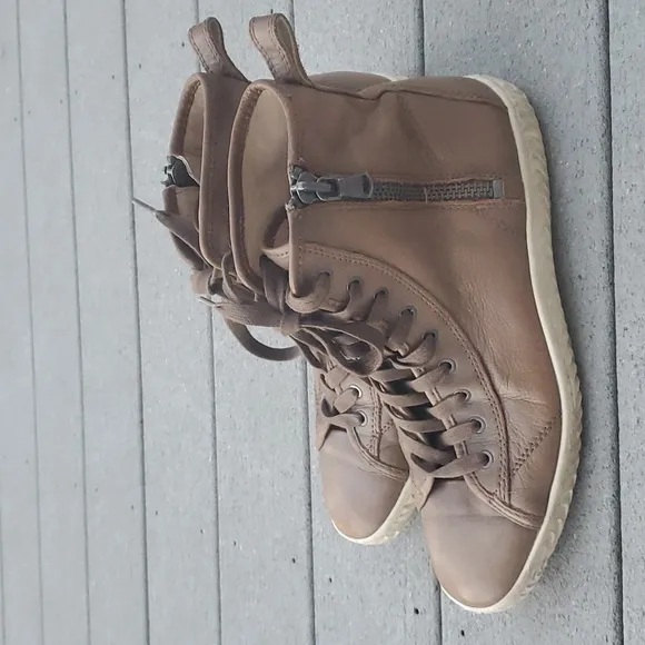 John Varvatos Star USA Leather High Top Sneakers