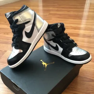 JORDAN 1 HIGH OG TODDLERS