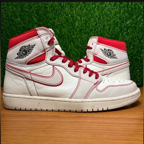 Jordan 1 Retro High OG Phantom