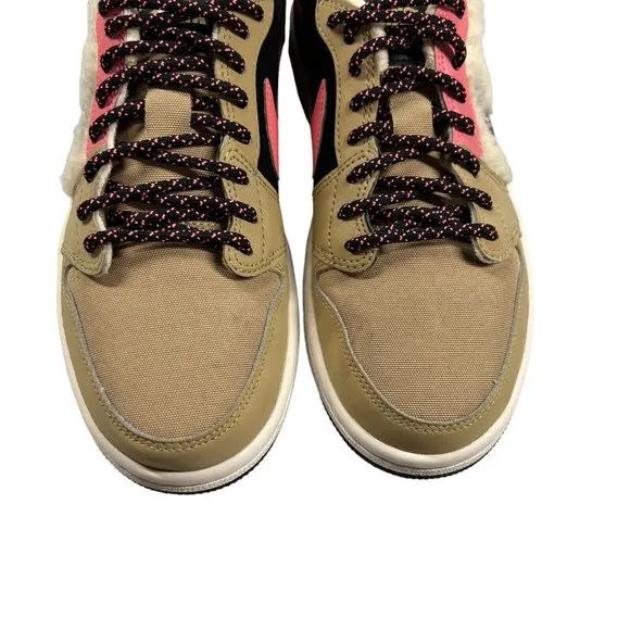 Jordan 1 Retro Low Fleece “Parachute Beige”  Women 6.5 Sneakers Fuzzy Tan Pink