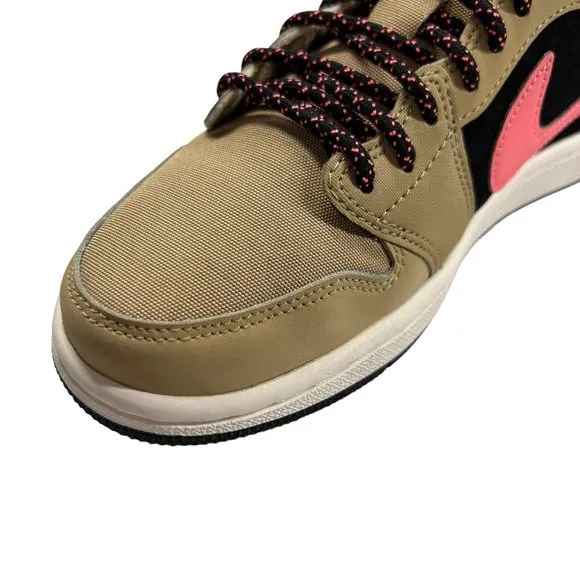 Jordan 1 Retro Low Fleece “Parachute Beige”  Women 6.5 Sneakers Fuzzy Tan Pink