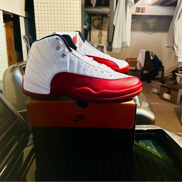 JORDAN 12 CHERRY RED size12men PRISTINE CONDITION 😁!