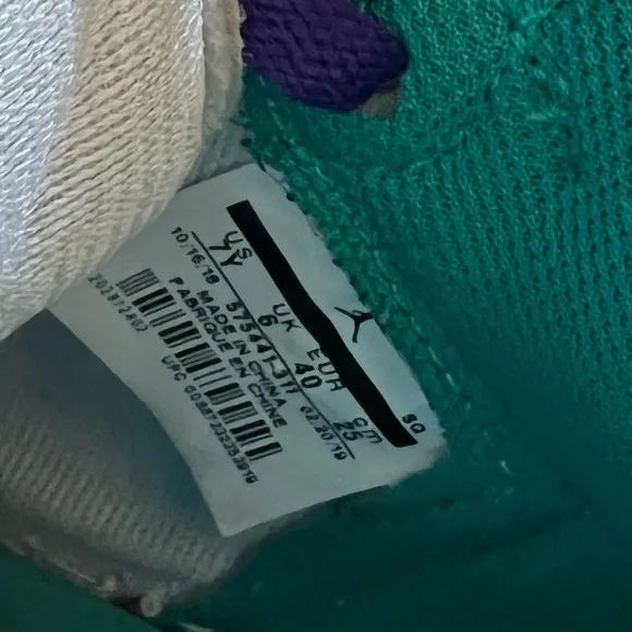 Jordan 1’s Grade school Turbos