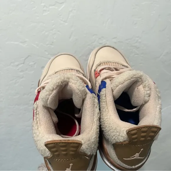 Jordan 4 x where the wild things Retro Cream and Red Low-Top Sneakers