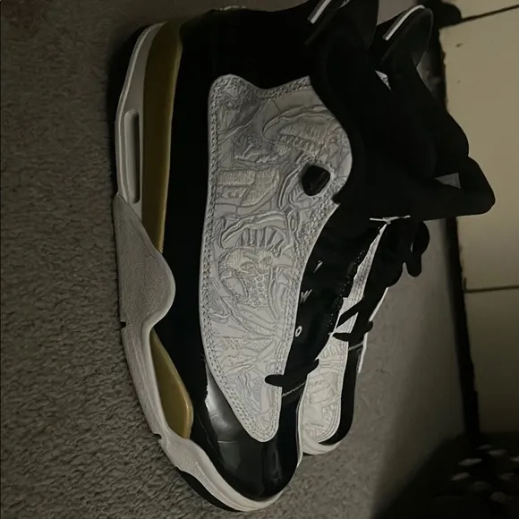Jordan Black and White Men's Shoes