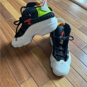 Jordan Black and White Sneakers Modern Design
