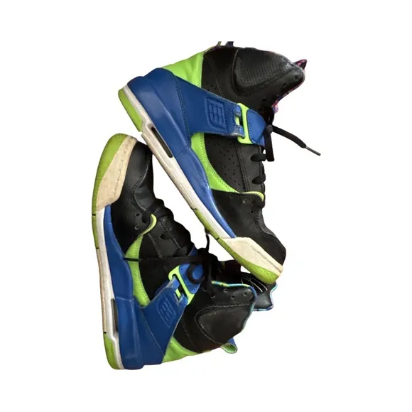 Jordan Kids 45 Flight high- size 5Y