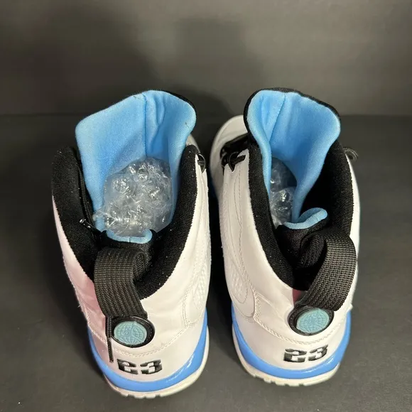 Jordan Men's Black and Blue Sneakers size 13 preOwned Exellent condition
