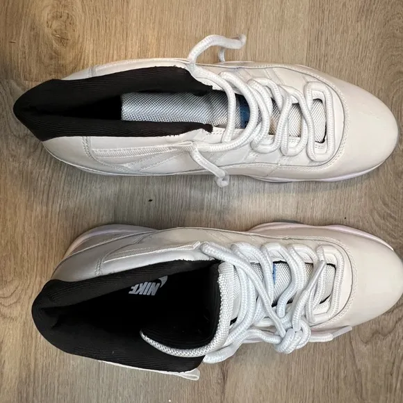 Jordan Sneakers White and Blue