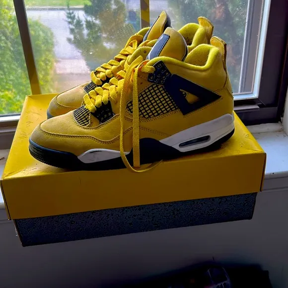 Jordan Yellow and Blue Sneakers with Chunky Design