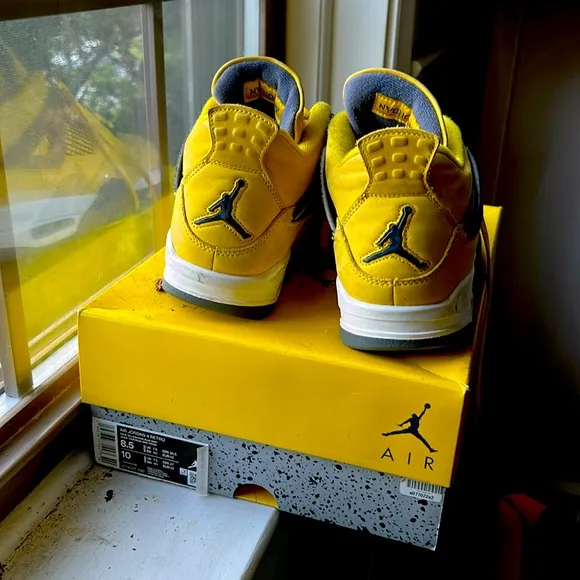 Jordan Yellow and Blue Sneakers with Chunky Design