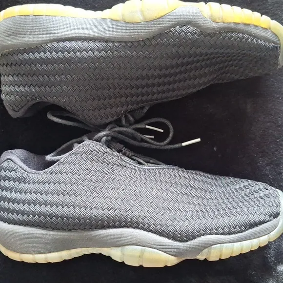 Jordan Young Men's Black Sneakers