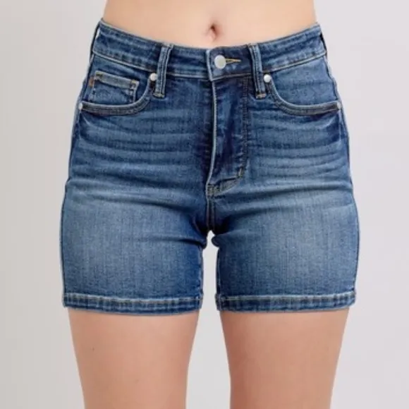 Judy Blue High Rise Waist Denim Slim Fit Classic Retro Mid-Length Jean Shorts