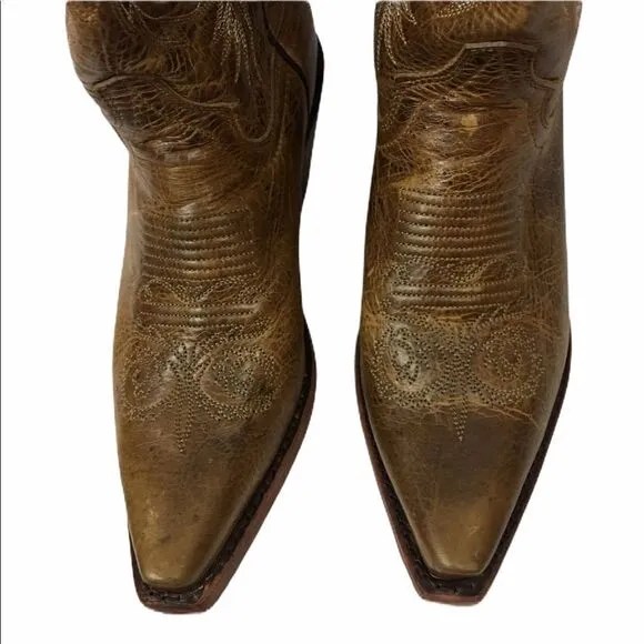 Justin Apache snip toe leather cowboy boots