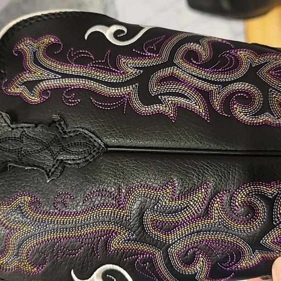 Justin Cowboy Boots
