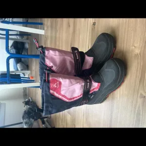 Kamik Kids Waterproof Snow Boots - Black/Pink