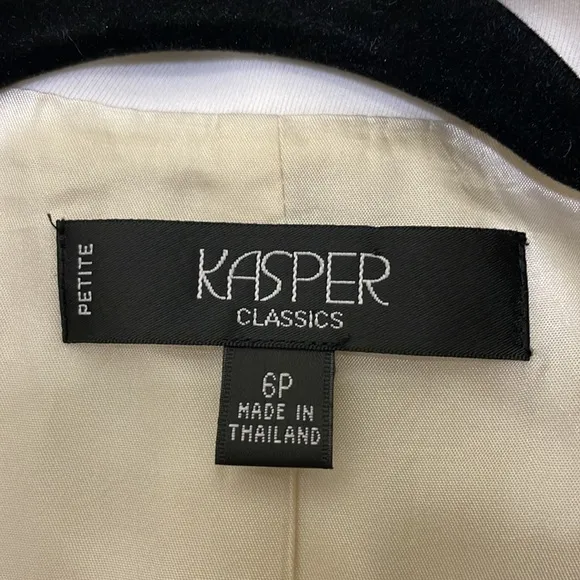 Kasper Women’s Skirt Suit Set Off-White Size 6P