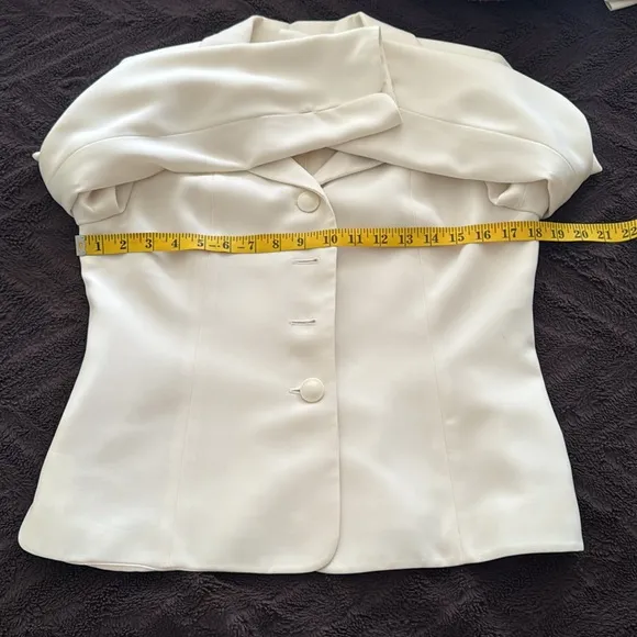 Kasper Women’s Skirt Suit Set Off-White Size 6P
