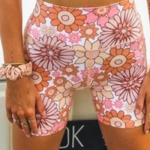Kavala Collective - Floral Women's Biker Shorts Size Small