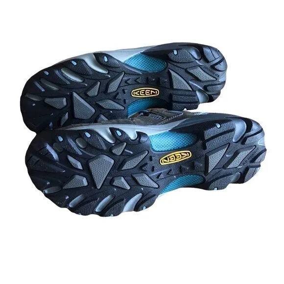 KEEN Atlanta Cool ESD steel toe metatomical footbed in the color gargoyle grey