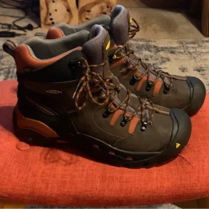 Keen Men’s waterproof work boots