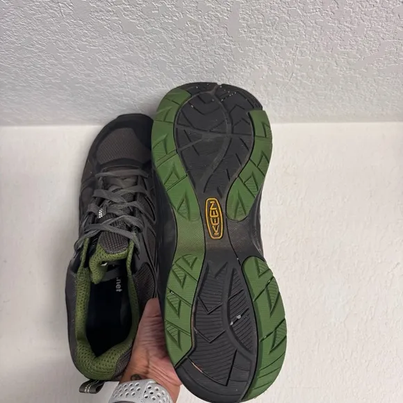 KEEN-Rugged ASTM Safety approved utility work footwear Men’s 14