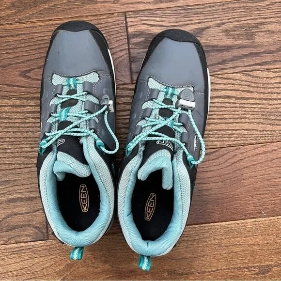 Keen Targhee Low Waterproof Boots Sz 7