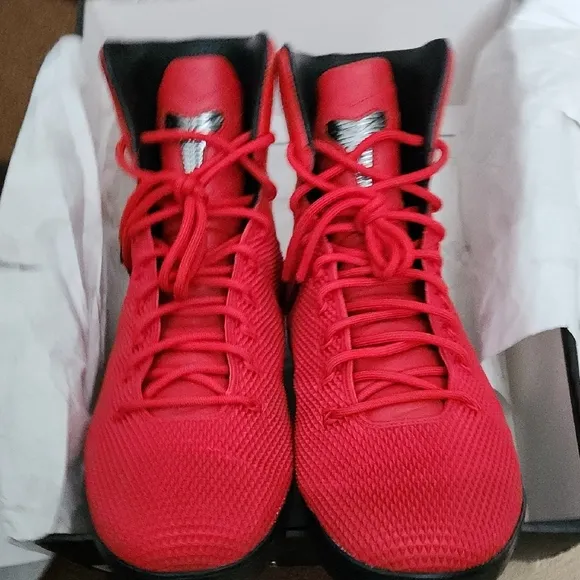 Kobe IX High KRM EXT QS Sneakers