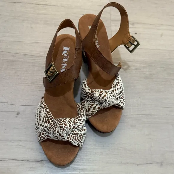 Kork-Ease Brown and White Women's Sandals NWOT SIZE 9