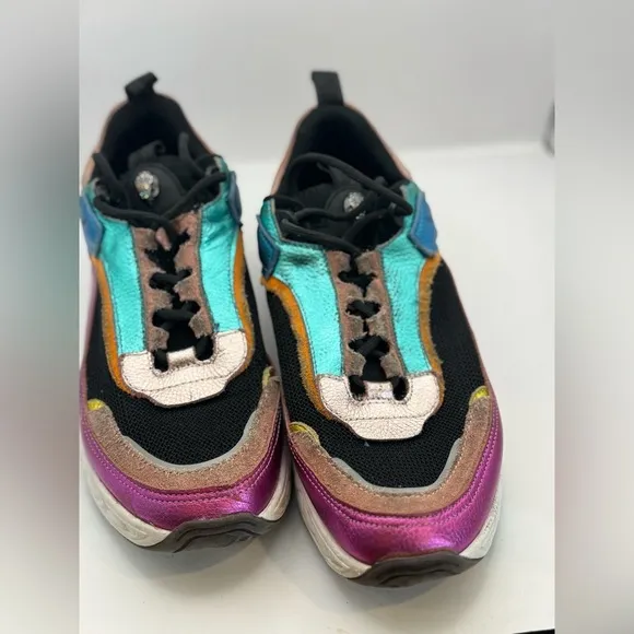 Kurt Geiger Women’s 37 US 7 Kensington Sneaker Metal Multi Color