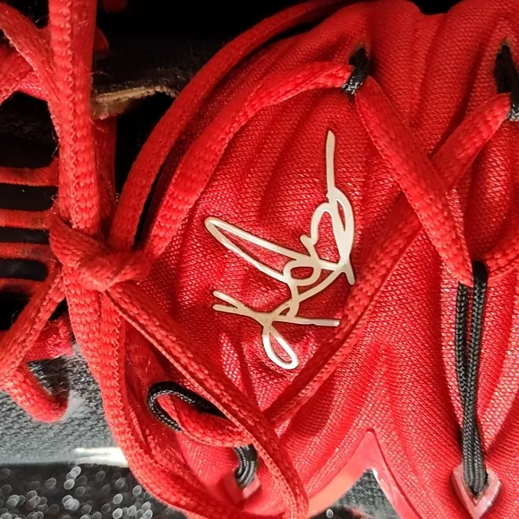 Kyrie Irving Nike Sneakers