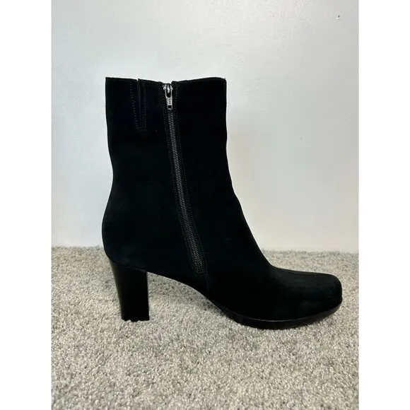 La Canadienne Kate Suede Leather Waterproof Boots in Black - Sz 10M