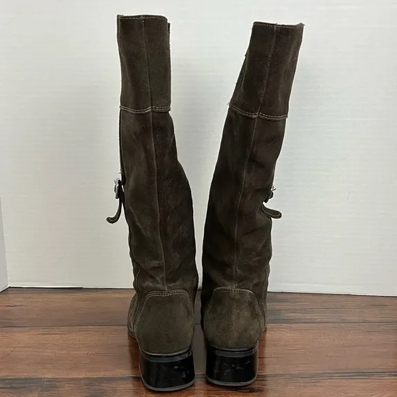La Canadienne Velvit Brown Boots - Size 7.5