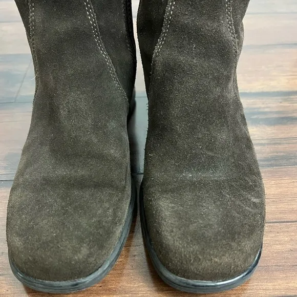 La Canadienne Velvit Brown Boots - Size 7.5