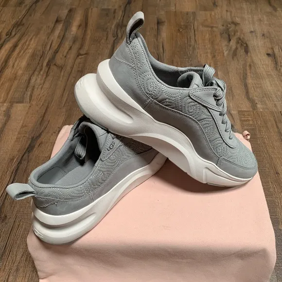 LA Glide Logo Fashion Women’s Luxury Sneakers
